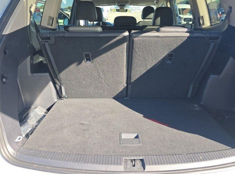 used 2024 Volkswagen Atlas car, priced at $34,107