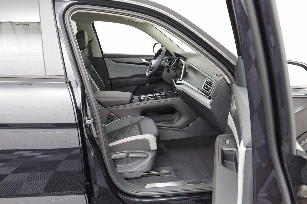 new 2026 Volkswagen Atlas car, priced at $47,188