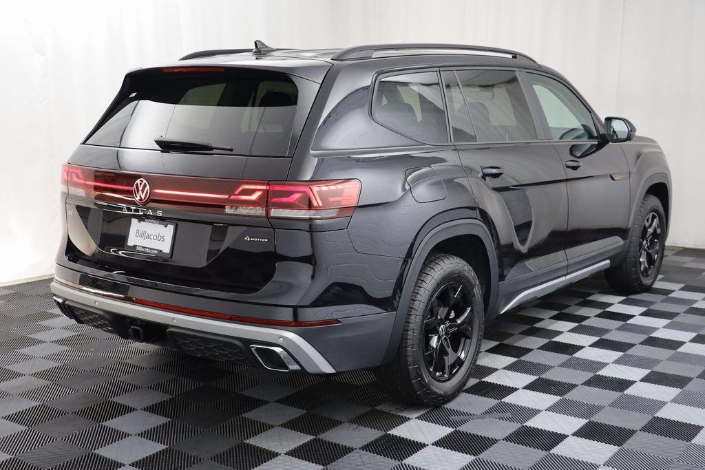 new 2026 Volkswagen Atlas car, priced at $47,188