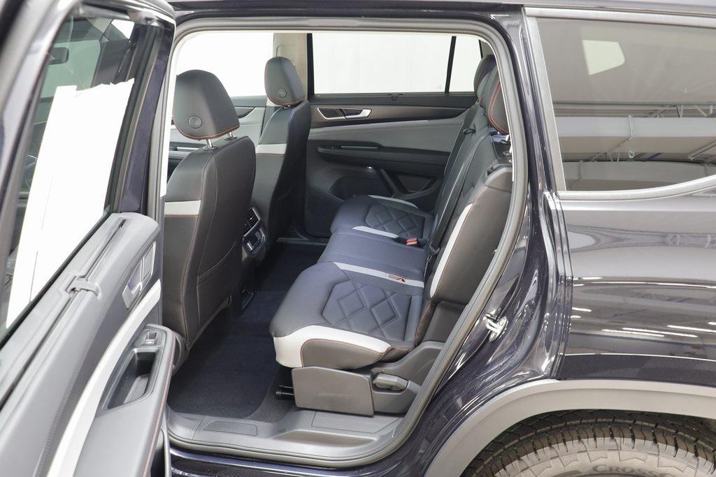 new 2026 Volkswagen Atlas car, priced at $47,188