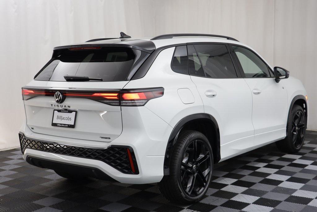new 2025 Volkswagen Tiguan car, priced at $36,235