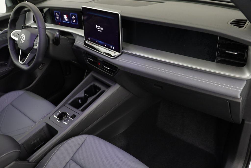 new 2025 Volkswagen Tiguan car, priced at $36,235