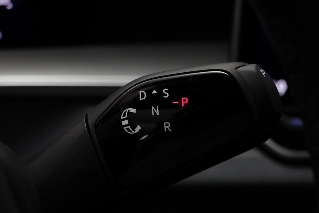 new 2025 Volkswagen Tiguan car, priced at $36,235