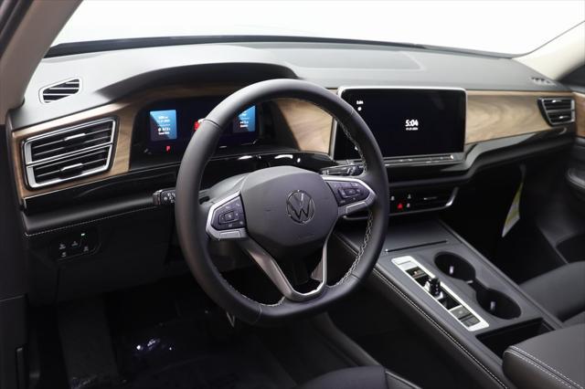 new 2025 Volkswagen Atlas car, priced at $39,510