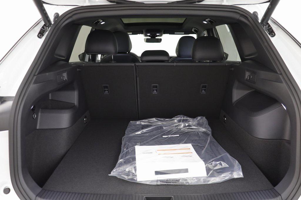 new 2025 Volkswagen Tiguan car, priced at $36,130