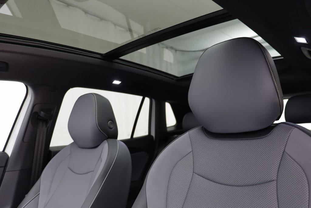 new 2025 Volkswagen Tiguan car, priced at $36,130