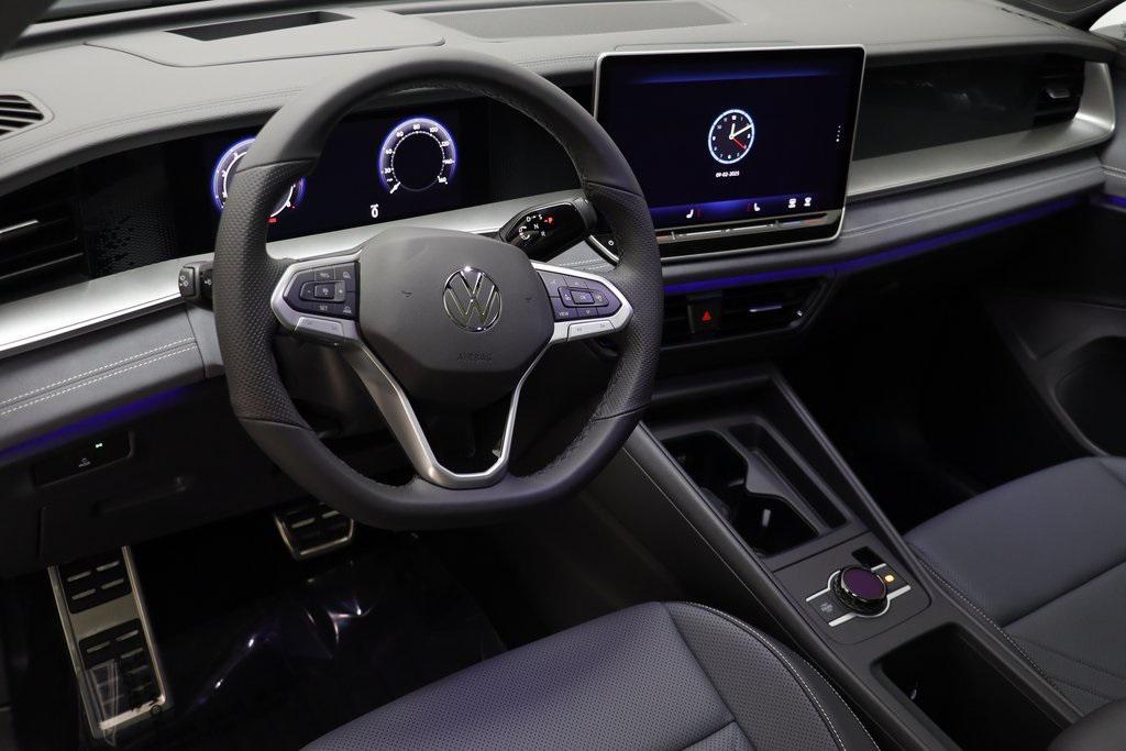 new 2025 Volkswagen Tiguan car, priced at $36,130