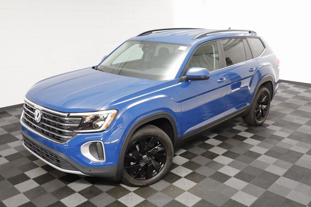 new 2026 Volkswagen Atlas car, priced at $45,351