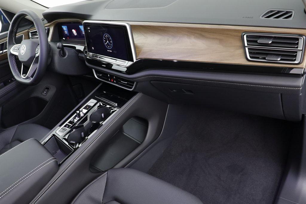 new 2026 Volkswagen Atlas car, priced at $45,351