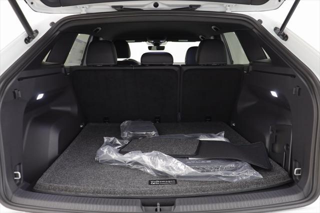 new 2025 Volkswagen Atlas Cross Sport car, priced at $37,589