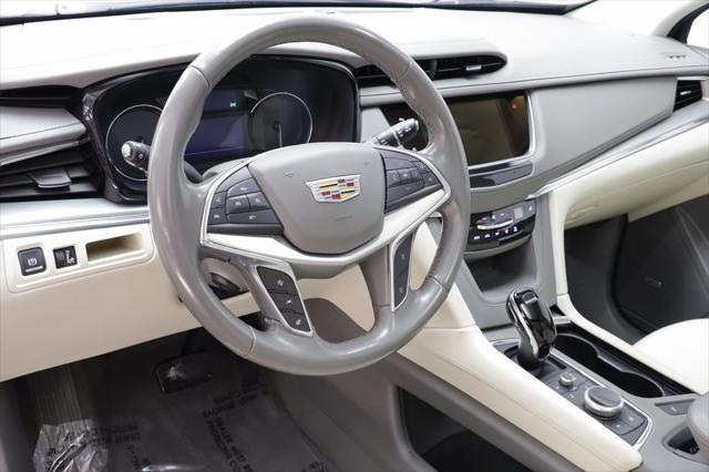 used 2022 Cadillac XT5 car, priced at $29,282