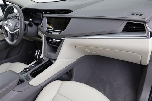 used 2022 Cadillac XT5 car, priced at $29,282