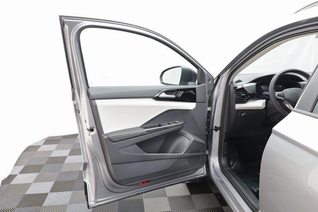 new 2025 Volkswagen Taos car, priced at $26,325