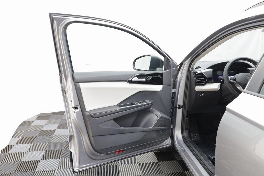 new 2025 Volkswagen Taos car, priced at $26,625