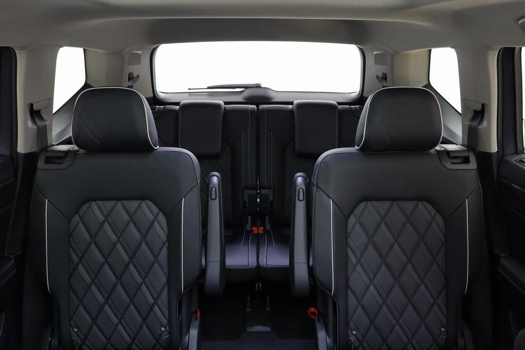 new 2025 Volkswagen Atlas car, priced at $50,509