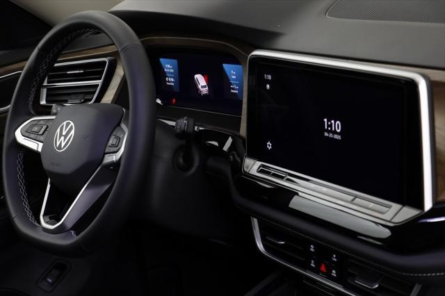new 2025 Volkswagen Atlas car, priced at $43,616