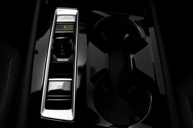 new 2025 Volkswagen Atlas car, priced at $43,616