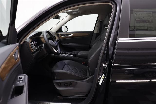 new 2025 Volkswagen Atlas car, priced at $43,616