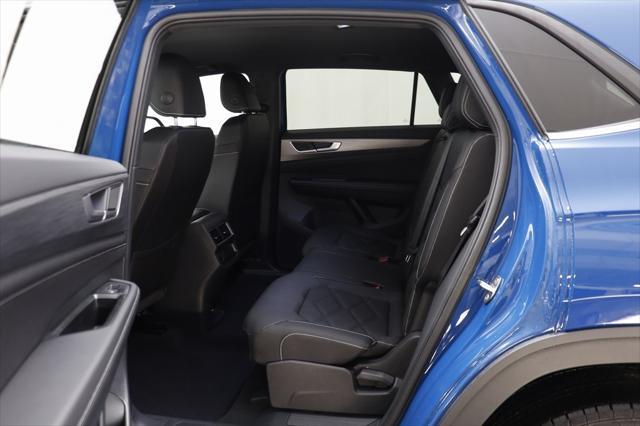 new 2025 Volkswagen Atlas Cross Sport car, priced at $39,631