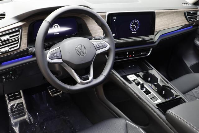 new 2025 Volkswagen Atlas car, priced at $51,306