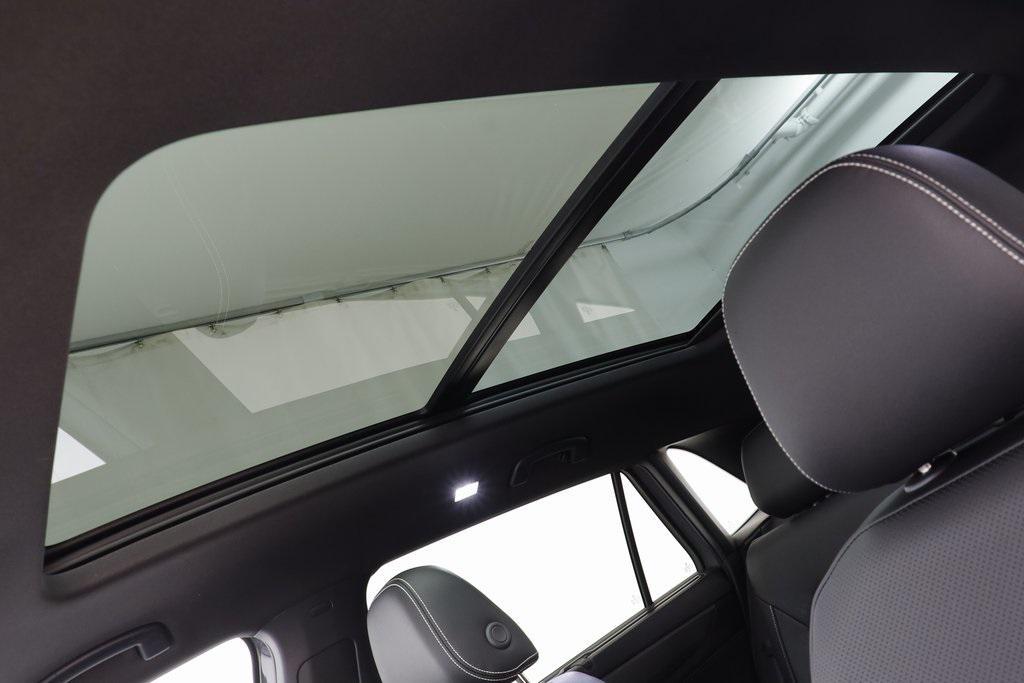 new 2026 Volkswagen Atlas Cross Sport car, priced at $46,538