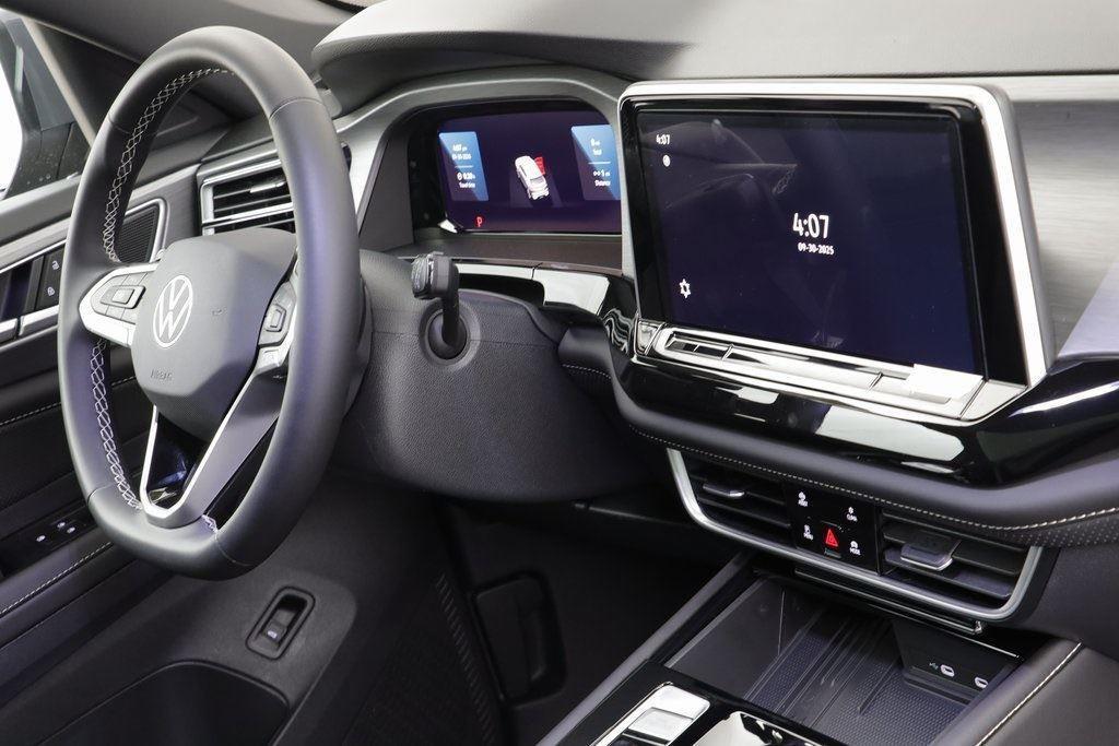 new 2026 Volkswagen Atlas Cross Sport car, priced at $46,538