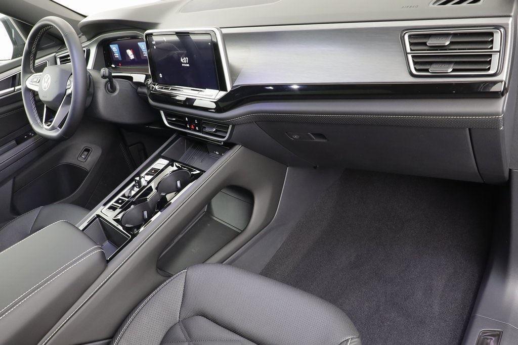 new 2026 Volkswagen Atlas Cross Sport car, priced at $46,538