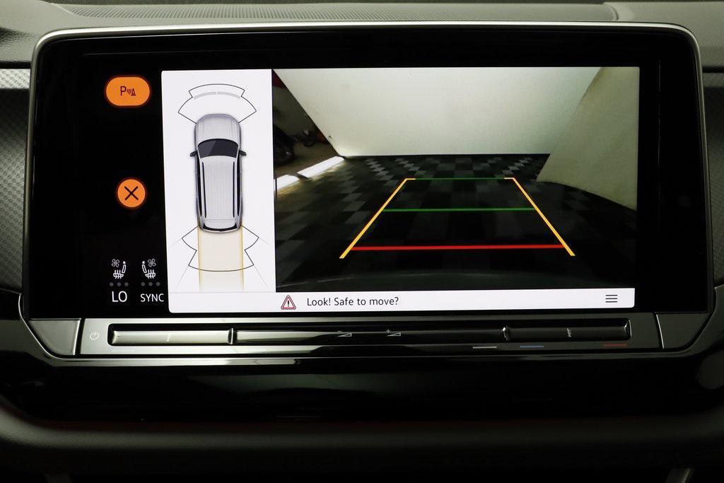 new 2025 Volkswagen Atlas car, priced at $41,514