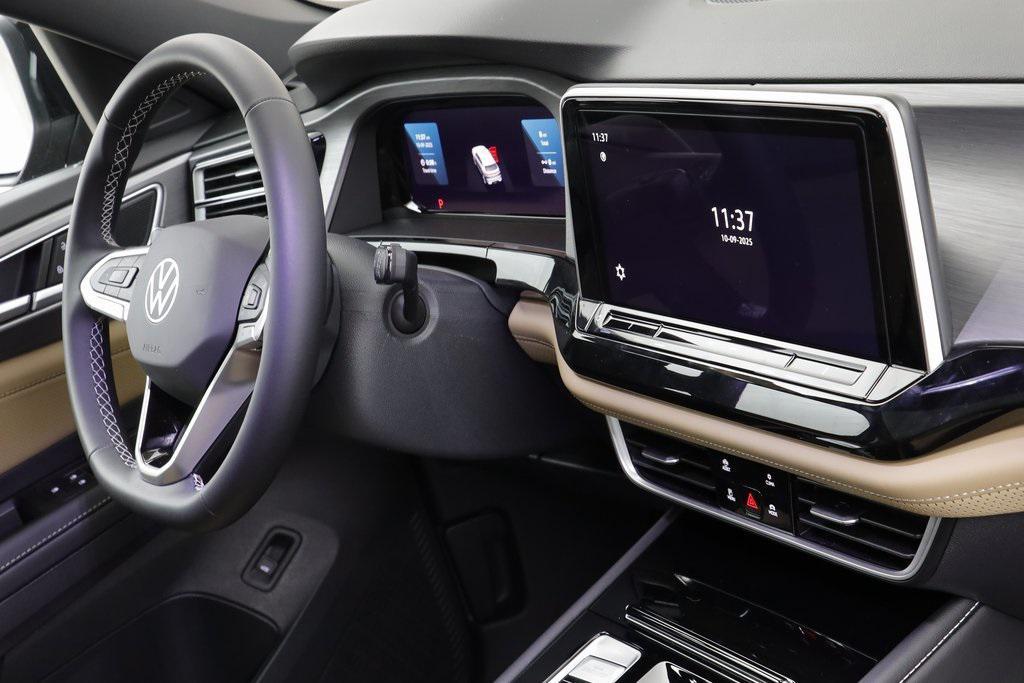 new 2026 Volkswagen Atlas Cross Sport car, priced at $46,089