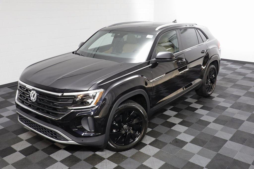 new 2026 Volkswagen Atlas Cross Sport car, priced at $46,089