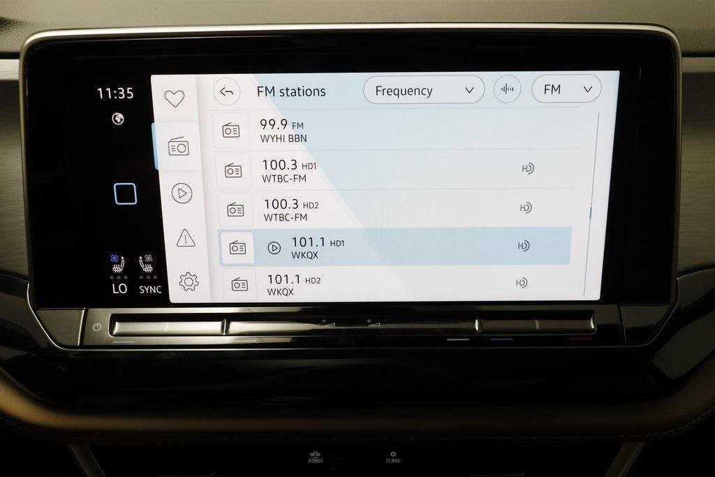 new 2026 Volkswagen Atlas Cross Sport car, priced at $46,089