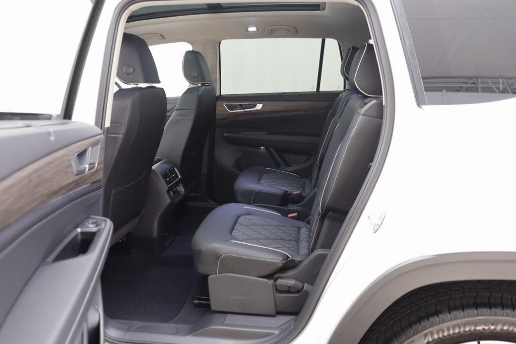 new 2026 Volkswagen Atlas car, priced at $54,507