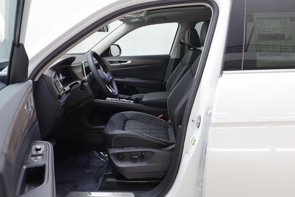 new 2026 Volkswagen Atlas car, priced at $54,507