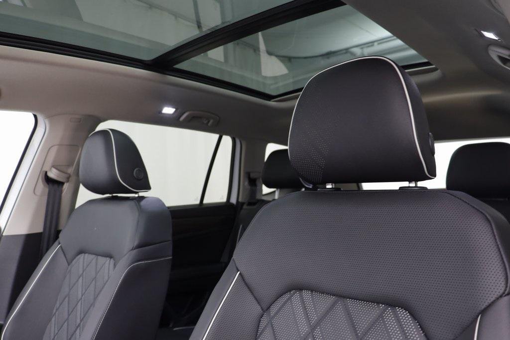 new 2026 Volkswagen Atlas car, priced at $54,507