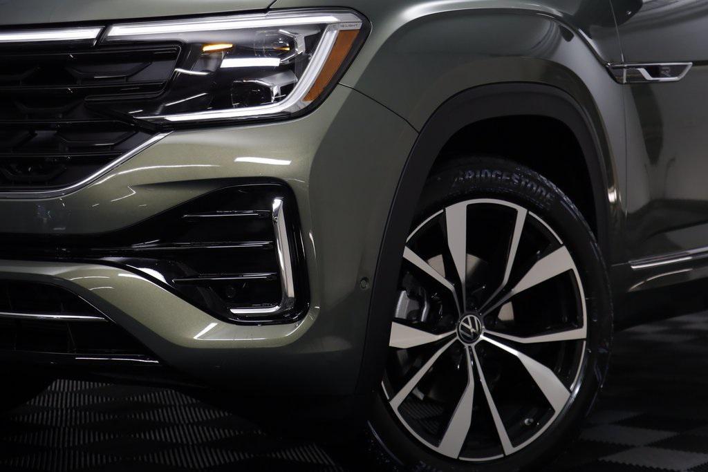 new 2026 Volkswagen Atlas car, priced at $53,205