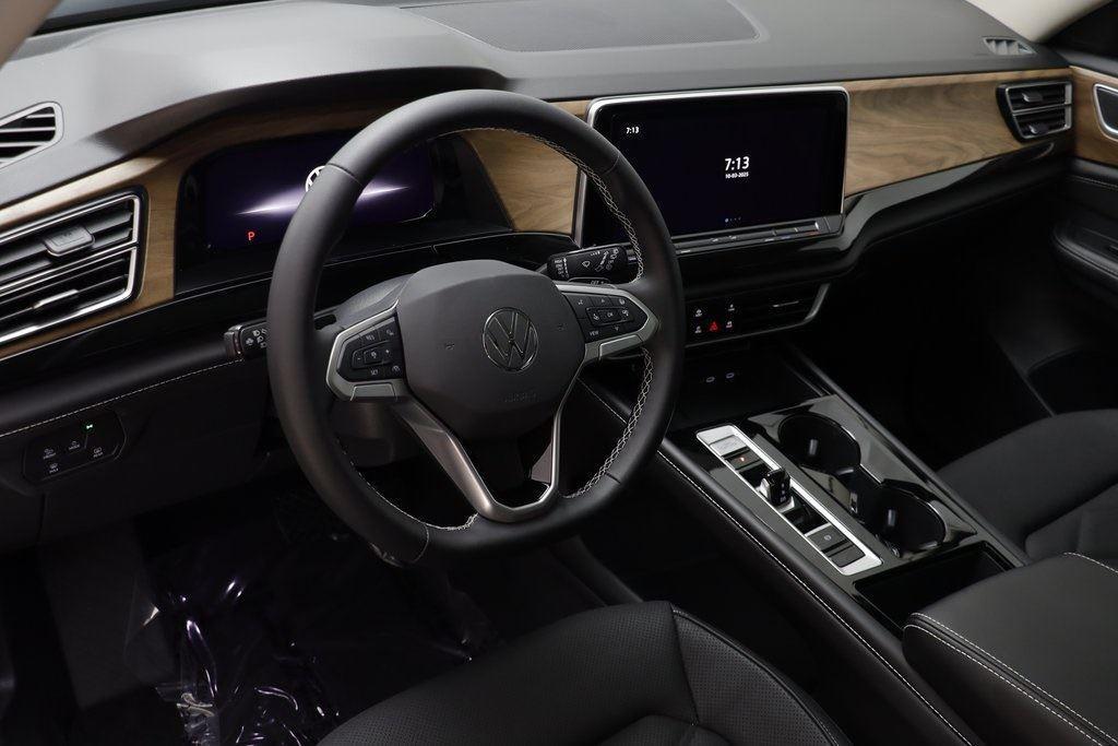 new 2026 Volkswagen Atlas car, priced at $46,308