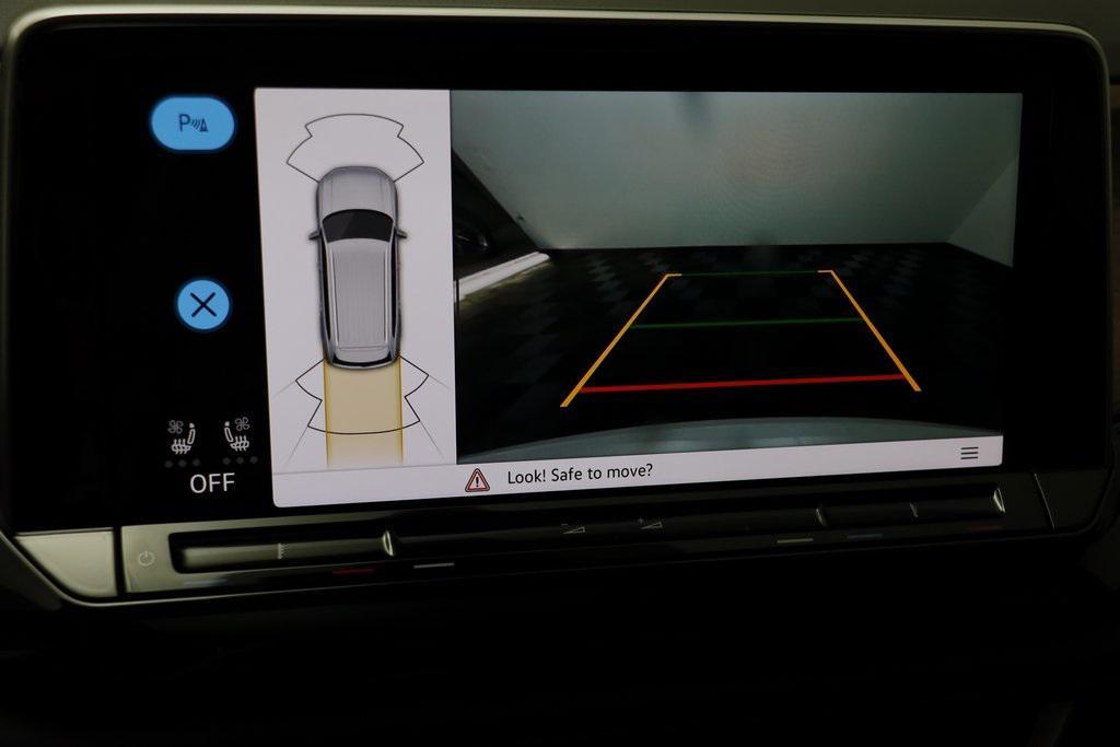 new 2026 Volkswagen Atlas car, priced at $46,308