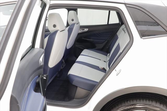 new 2025 Volkswagen ID.4 car, priced at $46,693