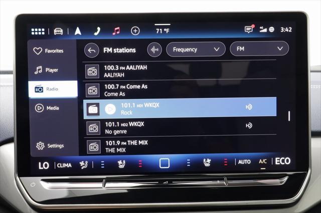 new 2025 Volkswagen ID.4 car, priced at $46,693