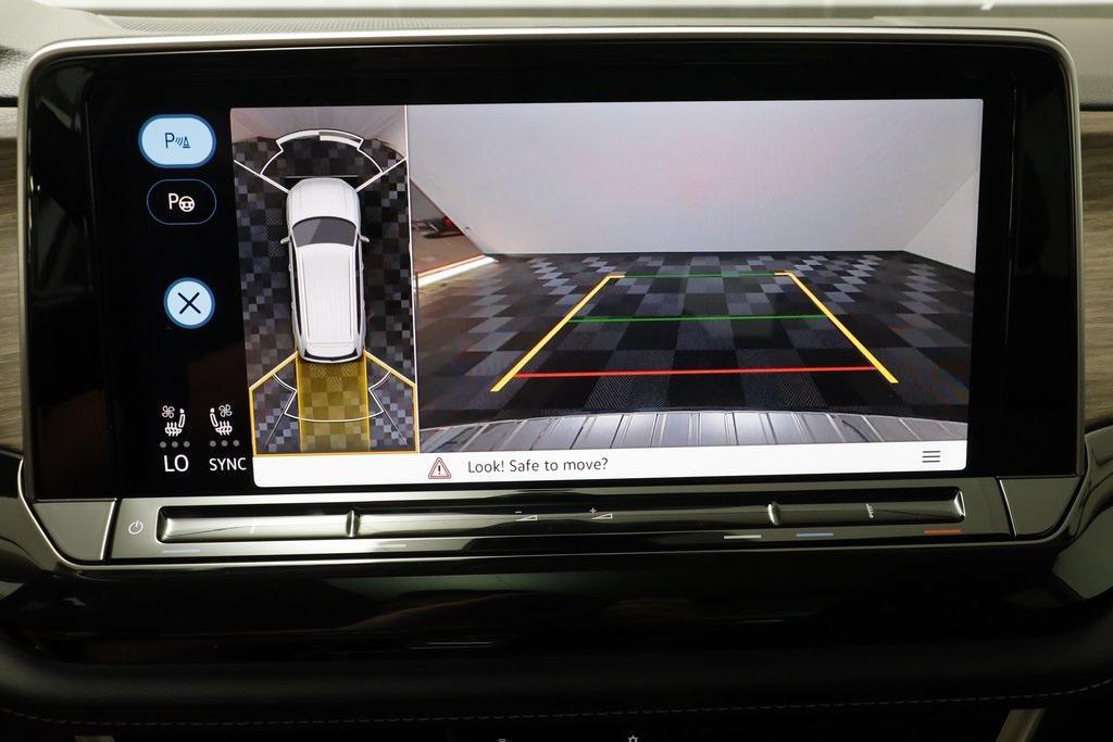 new 2026 Volkswagen Atlas car, priced at $54,411