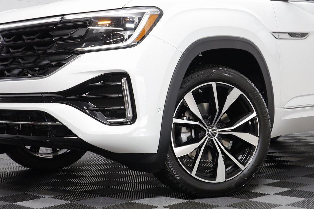 new 2026 Volkswagen Atlas car, priced at $54,411