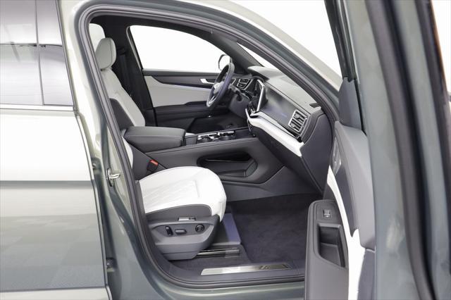 new 2025 Volkswagen Atlas Cross Sport car, priced at $52,582