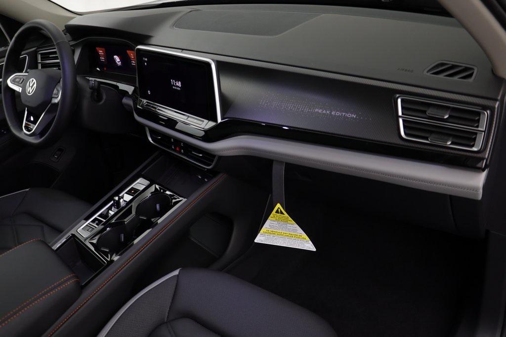 new 2025 Volkswagen Atlas car, priced at $41,514