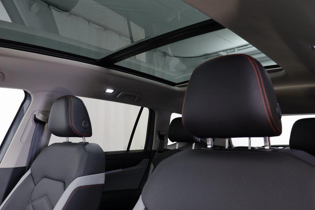 new 2025 Volkswagen Atlas car, priced at $41,514