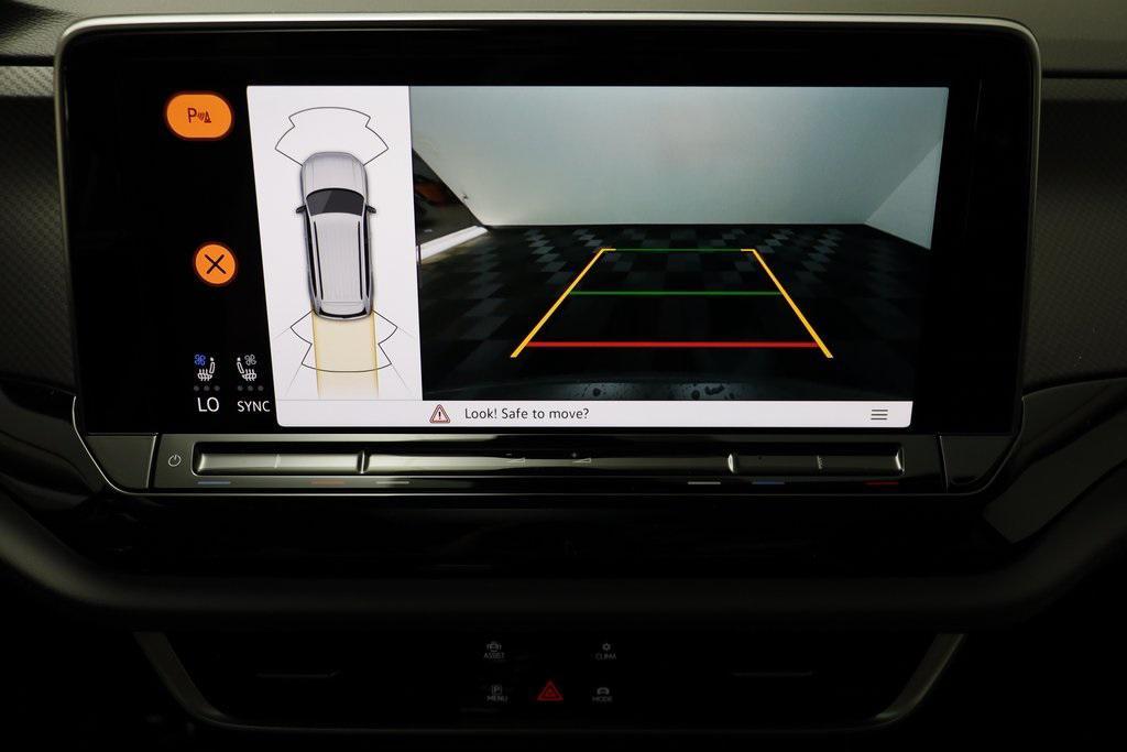 new 2025 Volkswagen Atlas car, priced at $41,514