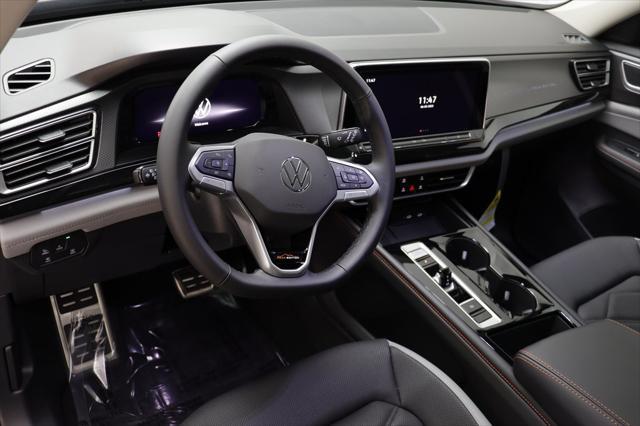 new 2025 Volkswagen Atlas car, priced at $47,014