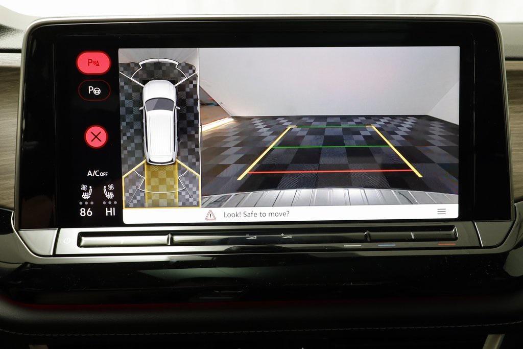 new 2026 Volkswagen Atlas car, priced at $53,205