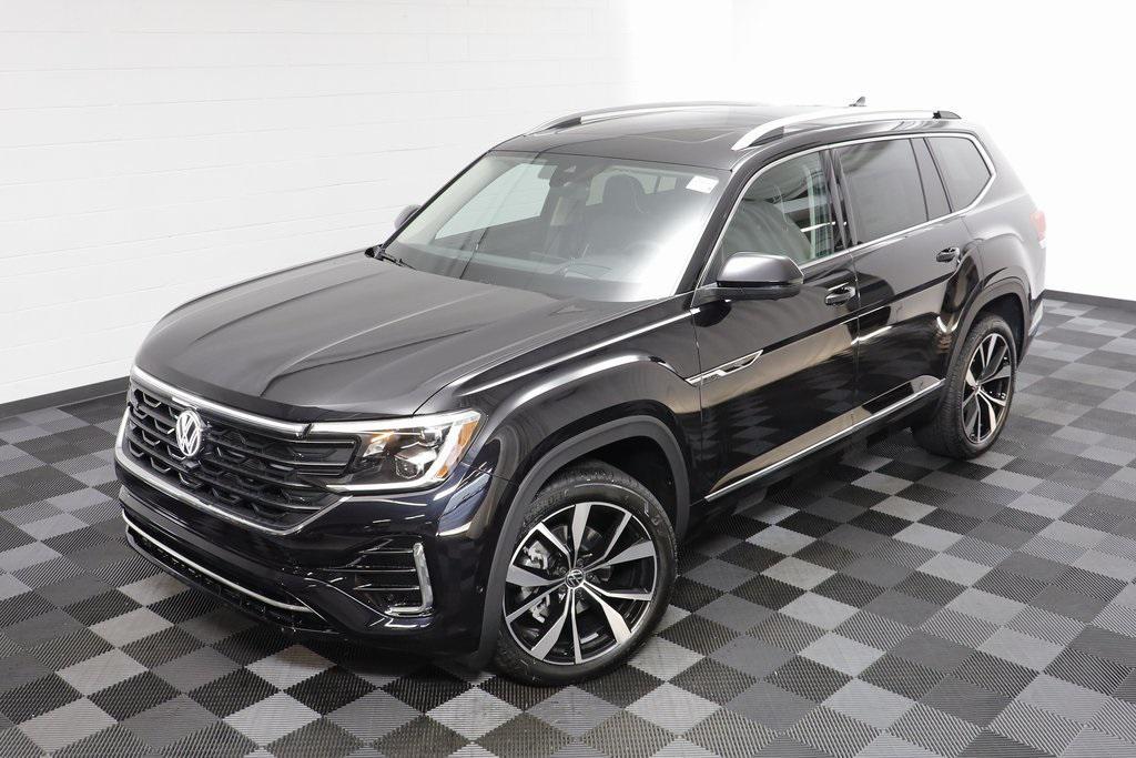 new 2026 Volkswagen Atlas car, priced at $53,205