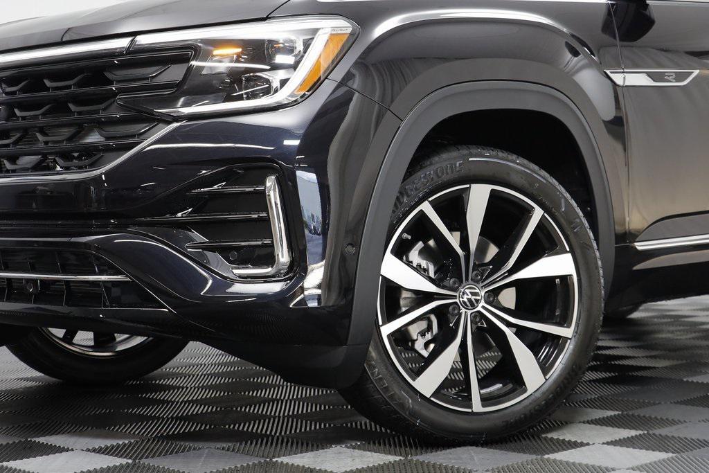 new 2026 Volkswagen Atlas car, priced at $53,205