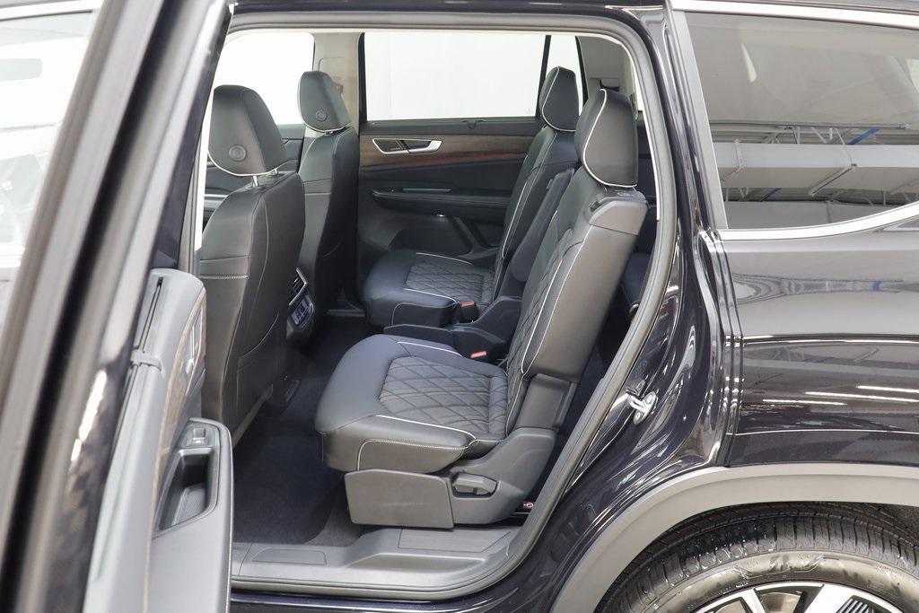 new 2026 Volkswagen Atlas car, priced at $53,205